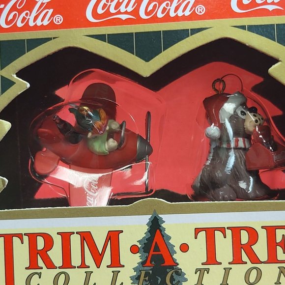 Coca Cola Trim A Tree Collection Elf Flying Airplane Dog Carrying Coke Bottles - Picture 2 of 11